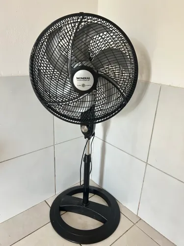 Ventilador de 8 pá apresenta defeito