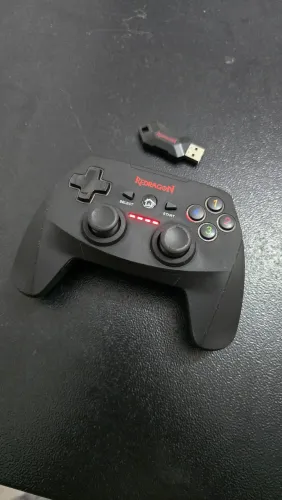 Controle Redragon G808 para PC