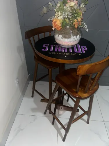 Mesa bistrô / Mesa Alta 