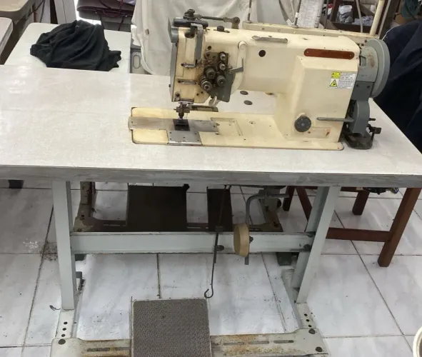 Máquina industrial pespontadeira 2 agulhas