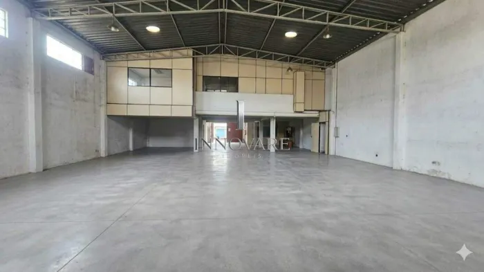 IMPERDIVEL! Galpão 550 m² no Castelo