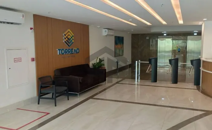 Sala Comercial de 30m² para alugar, localizada na Encruzilhada, Recife - Pernambuco.