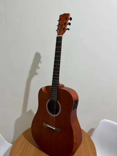 VIOLÃO CANHO EM PERFEITO ESTADO 