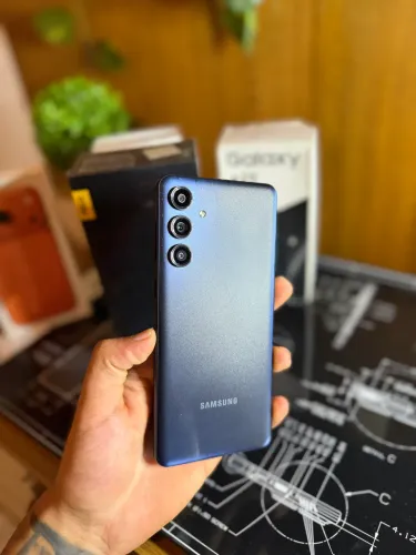 SAMSUNG M55 5G 256/8 OPORTUNIDADE