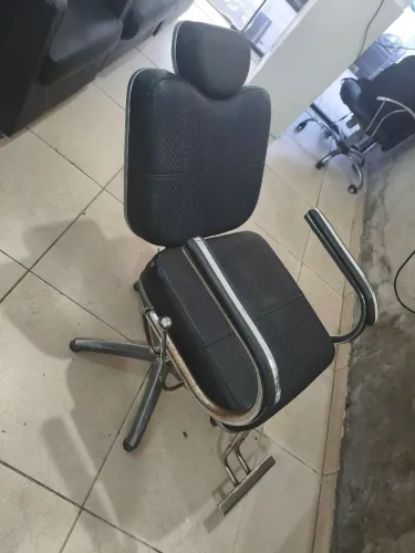 Cadeira Reclinável de Salão 