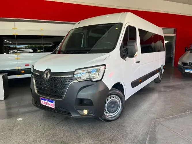 Renault Master 2.3 DCI Executive Longo 16L Dies 2024