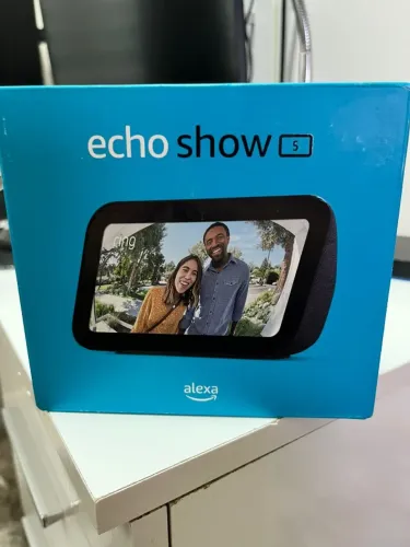 Alexa Echo Show 5 (3ª Geração) - Tela + Som + Casa Inteligente!