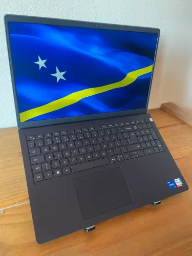 Notebook Dell i5 11ª Geração / IrisXe Graphics / 12GB RAM / 256GB SSD / Tela 15.6? FullHD