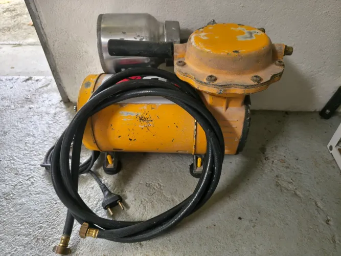 Compressor