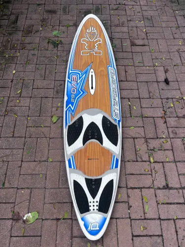 Prancha de windsurf starboard evo 62litros 