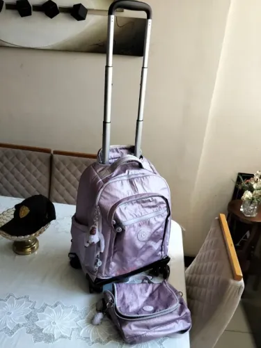 Mochila escolar Kliping original com rodinhas mais lancheira
