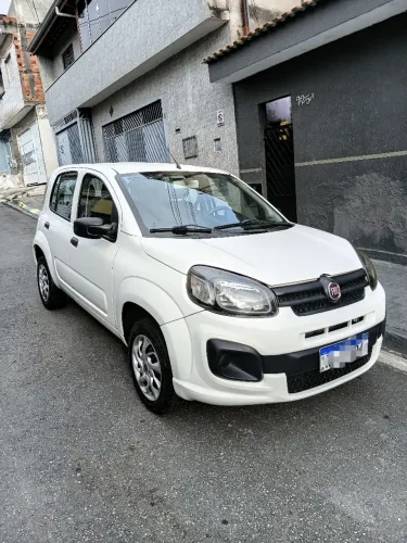 Fiat Uno Attractive 1.0 EVO Fire Flex 8V 5P 2021
