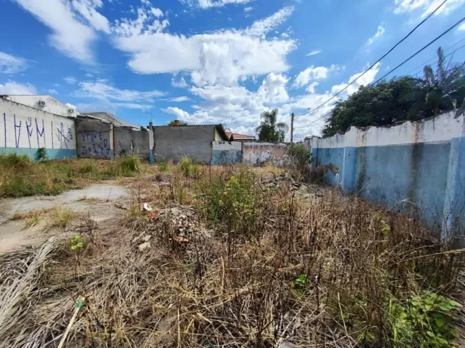 Terreno à venda com 540 m² no Vila Bourbon (Sousas), Campinas.