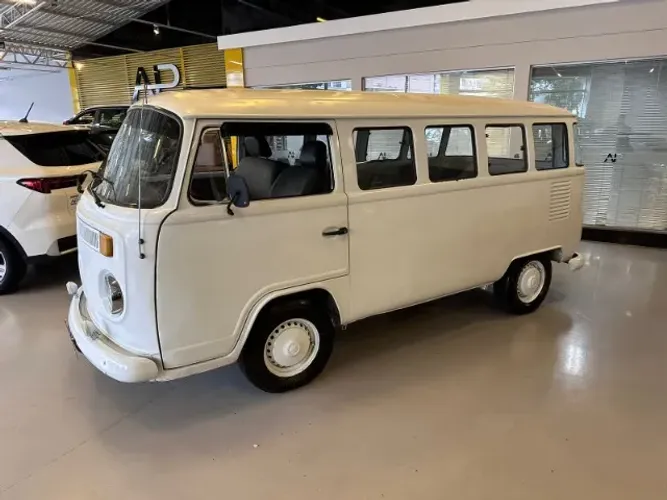 Volkswagen Kombi Standard/ Luxo/ Serie Prata 1997