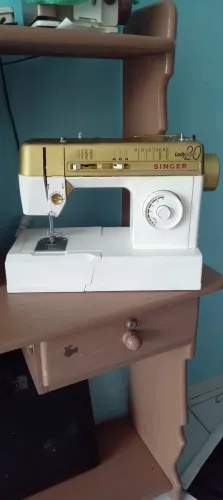 Maquina de costura SINGER ótima máquina