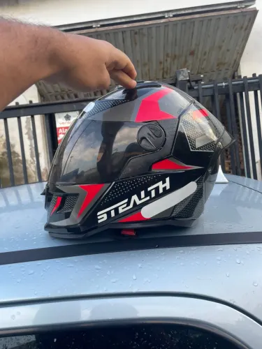 Vendo capacete fechado tamanho 58 em otimo estado