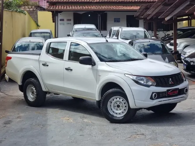 Mitsubishi L200 Triton Sport GL 2.4 Diesel 2023