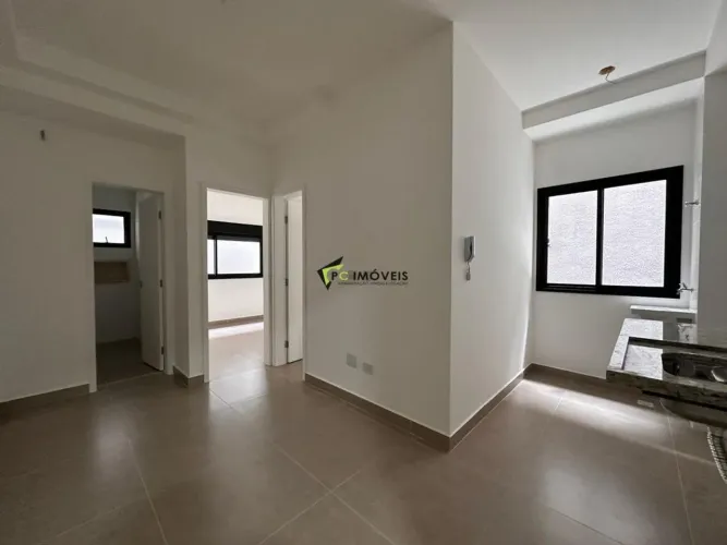 Apartamento à Venda na Vila Ester 2 Dormitórios Prédio Novo com Elevador