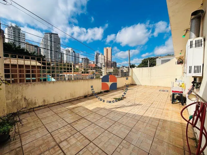 CASA COM 3 SUÍTES, 3 VAGAS E EXCELENTE POTENCIAL DE VALORIZAÇÃO NA VILA LEOPOLDINA