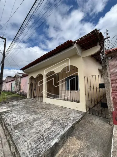 VENDA| CASA COM 2/4- Icuí-Guajará, Ananindeua, PA