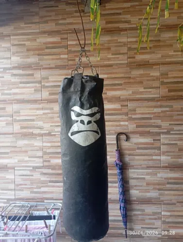 Saco de pancada marca gorila 