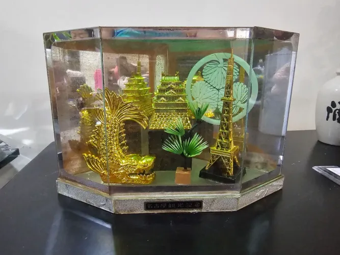 Frete gratis!! Diorama vintage de recordação do Castelo de Nagoya