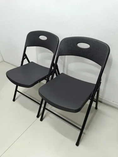 Cadeira de plástico