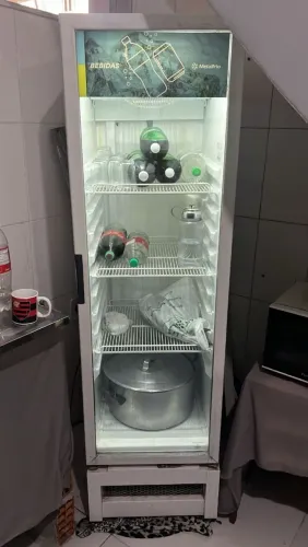 Vende se geladeira refretaria