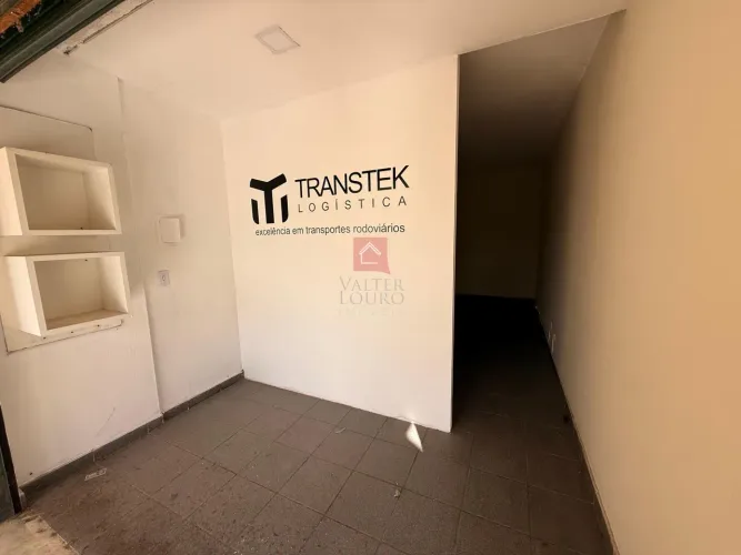 Loja à venda na Rua Teresa, Petrópolis RJ.