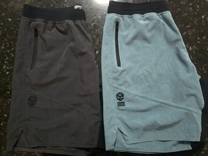 BSCROSS - Short c/ bolso e zíper