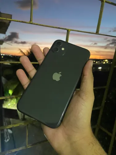 iPhone 11 64GB -Baratinho