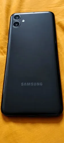 Samsung A04e 64gb