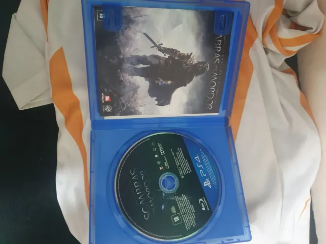 Ta todo novo ele e pq nao gosto desse jogo