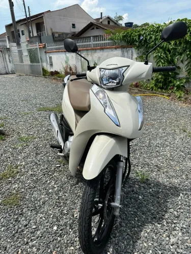 Honda Biz 125 Flex 2023 - segunda dona