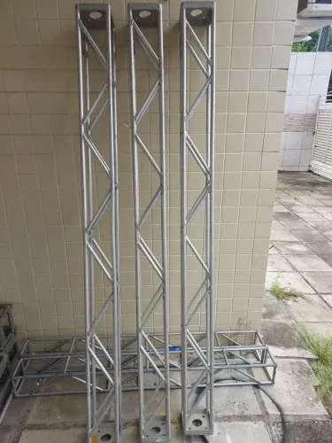 Grid 2x2 alumínio base galvanizado 