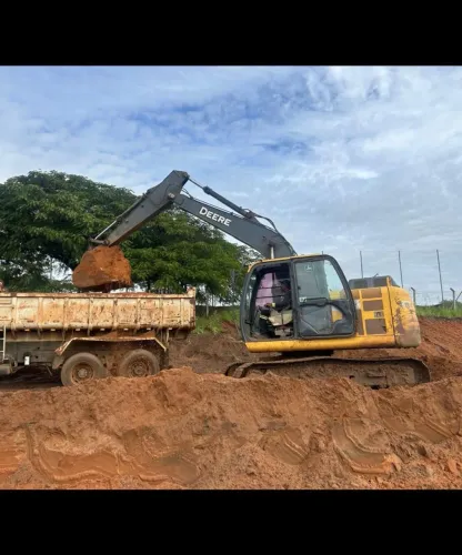 Escavadeira john deere
