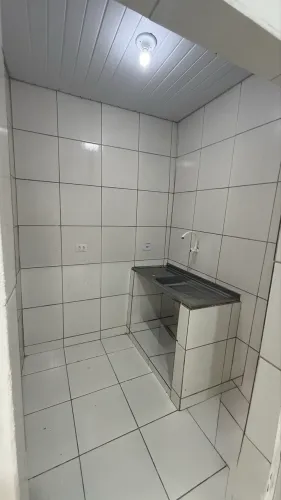 ALUGA-SE KITNET RECÉM-REFORMADA - CORDEIRO/RECIFE