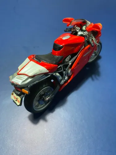 Vendo Moto Miniatura