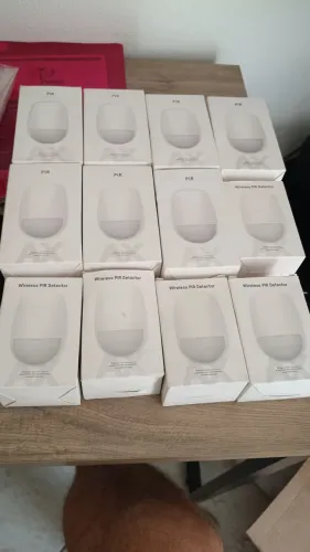 12 sensores sem fio HIKVISION AXPRO 