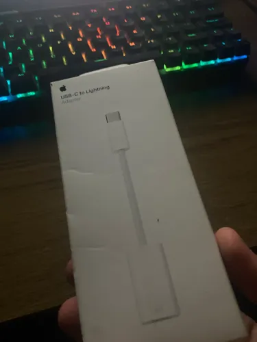 Adaptador USB-C para Lightning