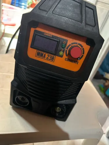 Máquina de solda MMA