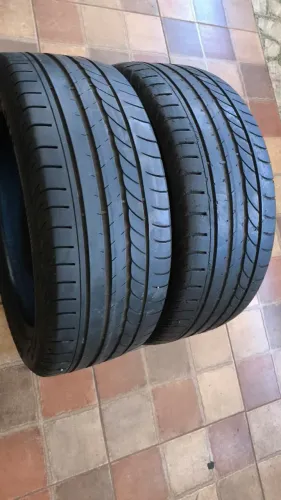 215/50/17 marca Goodyear 