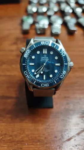 Omega automático linha Premium, estilo 007 - tampa fundo em cristal 