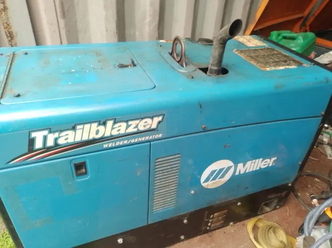 Gerador e Maquina de Solda TIG e Eletrodo a Diesel. Trailblazer l