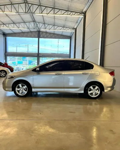 Honda City Sedan LX 1.5 Flex 16V 4P Aut. 2010