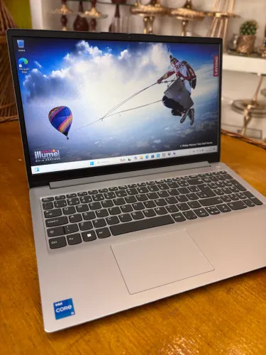 Notebook i5 na loja tá 4800