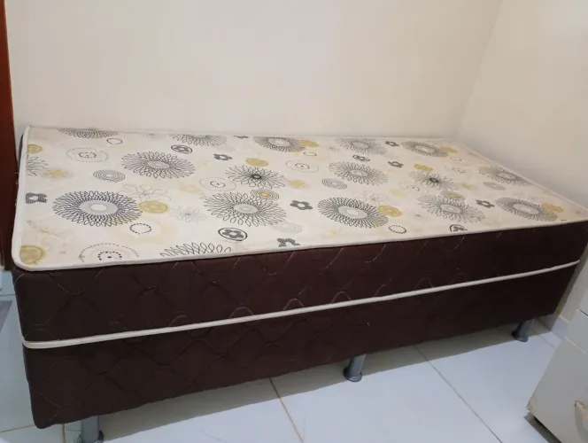 Cama Box de de solteiro