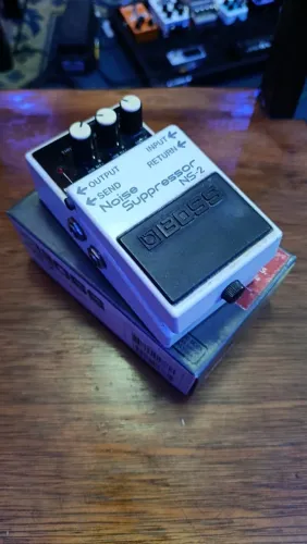 Pedal Boss NS-2