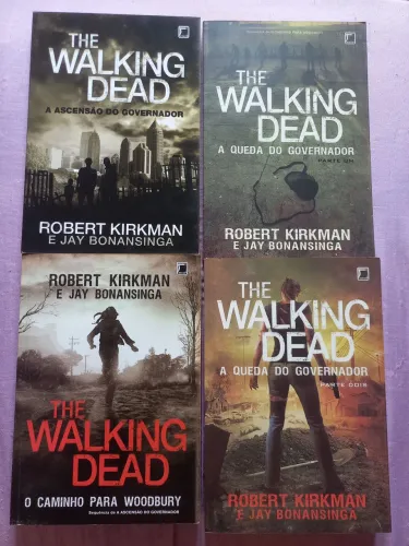 Vendo colecao com 4 livros The Walking Dead