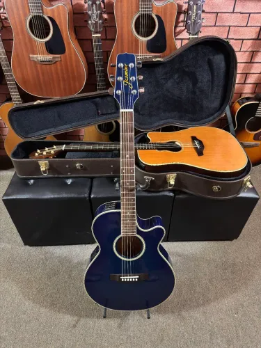 Violão Takamine Jasmine mini jumbo elétrico regulado ANALISO TROCAS